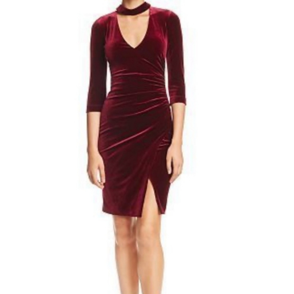 Burgundy BCBG Side Ruche V-Neck Dress - Size M